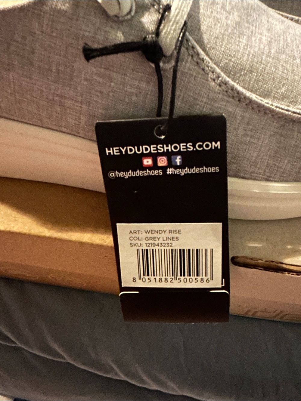 Women's HeyDudes Gray Canvas Slip-On Shoes size 8 - Picture 3 of 6